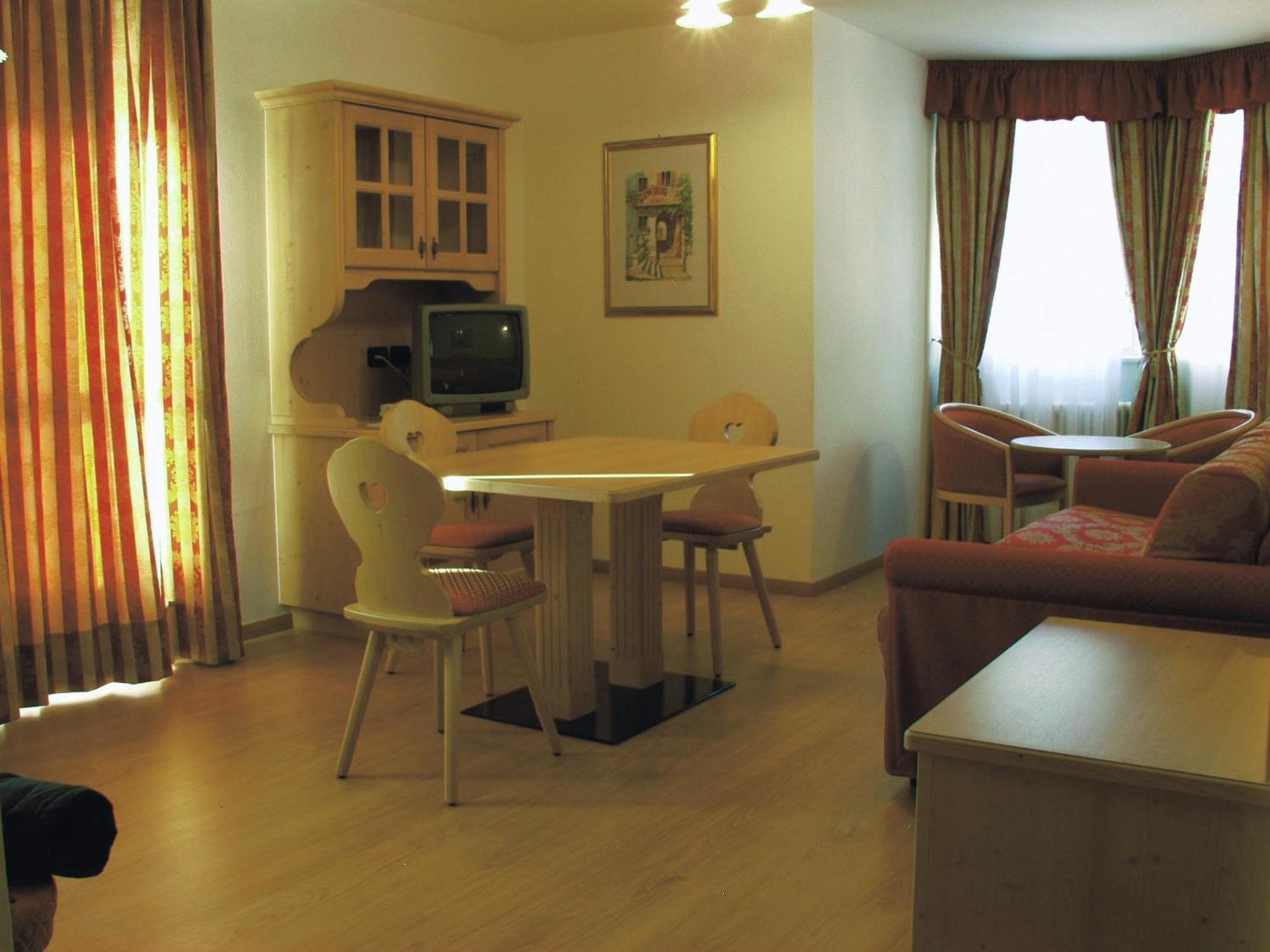 Residence Pez Gajard Сан-Мартіно-ді-Кастроцца Екстер'єр фото